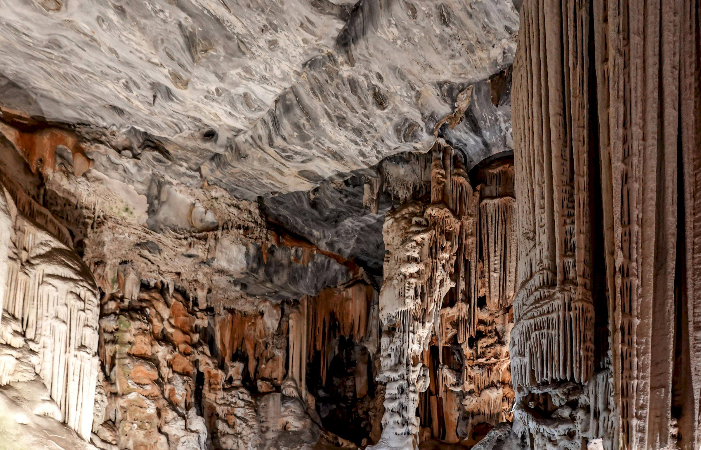 Cango Caves Tours
